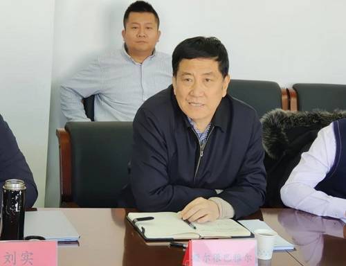 https://news.imu.edu.cn/__local/6/82/B6/5073D52E91DA37903B3DFC8F83D_4EE79E13_27091.jpg