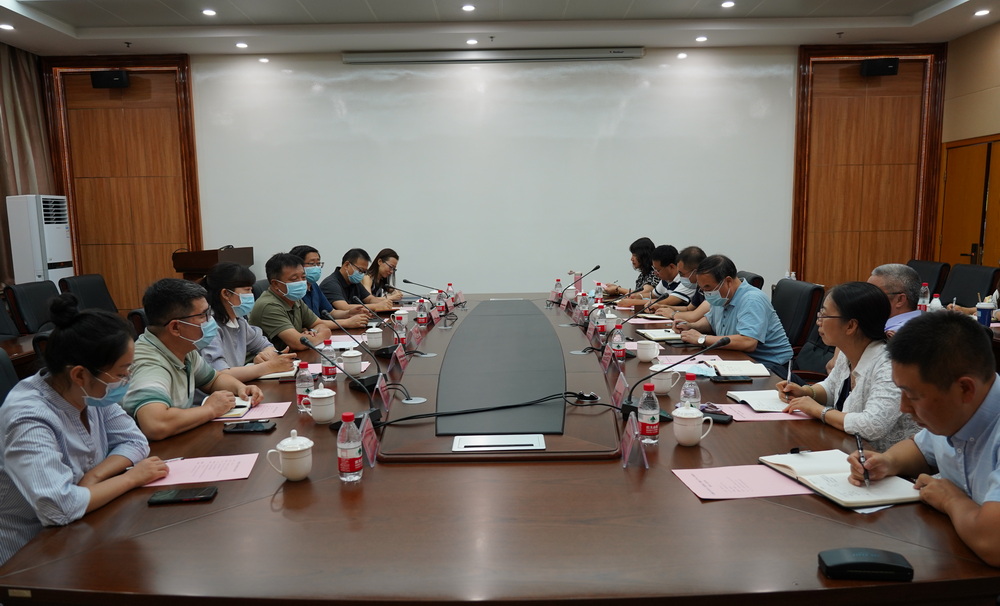 我校与内蒙古自治区人民医院（内蒙古大学人民医院）持续开展深入交流合作