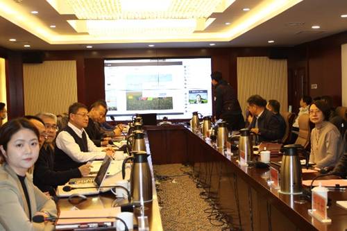 https://news.imu.edu.cn/__local/8/67/3D/323C2907696F8CB6A8B4FBF178B_E52E1C38_64B6C.png