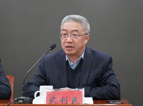 https://news.imu.edu.cn/__local/2/F2/84/EE940095A80338A38EF451B89BC_FF2BC7AF_2F746.jpg