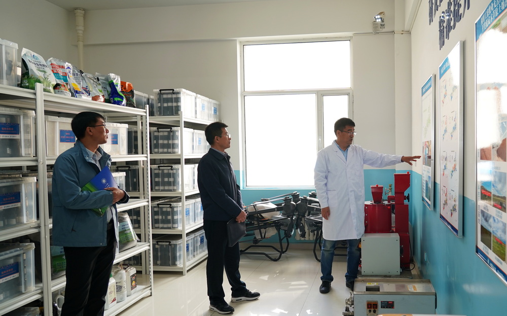 吉林师范大学党委常委副校长左今明一行来我校调研交流