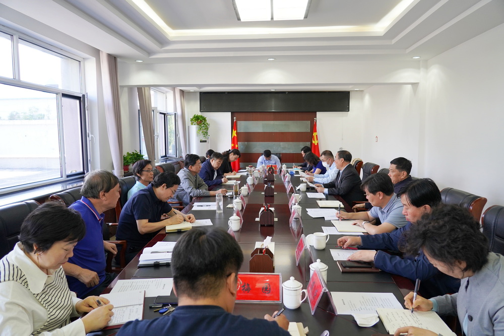 校党委书记刘志彧一行到内蒙古自治区社会科学院考察交流
